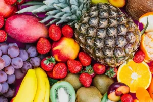 La fruta que reduce el envejecimiento de la piel, promueve la producción de colágeno: Estudio