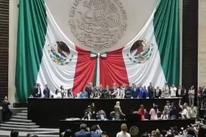 Secretaria de Gobierno entrega sexto informe de AMLO al Congreso