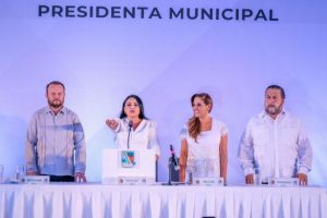 Acompaña Mara Lezama a Blanca Merari al rendir protesta como presidenta municipal de Puerto Morelos en esta nueva historia de Quintana Roo