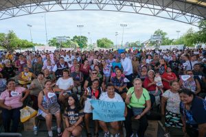 Fortalece Mara Lezama a familias quintanarroenses en el Día Mundial de la Alimentación