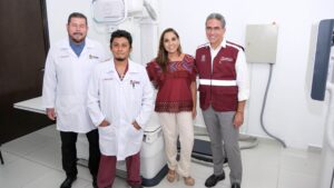 Fortalece Mara Lezama servicios de salud en Isla Mujeres con nuevo equipo de Rayos X