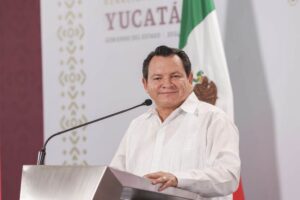 El Gobernador Joaquín Díaz Mena cumple compromiso y presenta reformas al Isstey