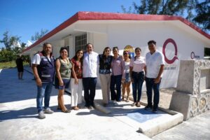Entrega Mara Lezama tres nuevas aulas para jóvenes del telebachillerato comunitario de Holbox