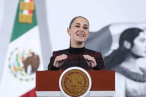 Claudia Sheinbaum Pardo, destaca cumplimiento fiscal; prevé recaudación de casi 6 billones de pesos en 2025