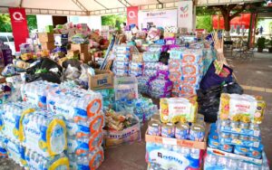 Positiva respuesta de las y los quintanarroenses en los 15 centros de acopio que instaló el DIF Estatal para apoyar a familias damnificadas