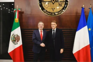 Emmanuel Macron llega a México para reunirse con Sheinbaum en Palacio Nacional