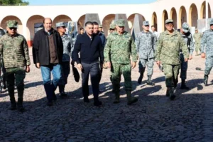 México lanza una ofensiva contra doce carteles del narcotráfico en Michoacán