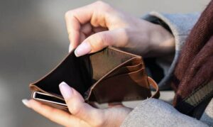 ¿Qué hacer para no gastar de más?