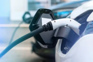 Vehículos eléctricos son tan seguros para los peatones como los convencionales