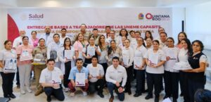 Tras esperar largos años, 17 trabajadoras y trabajadores de las UNEME CAPASITS de los SESA recibieron de Mara Lezama su base laboral