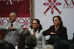 Daniela Griego asume como alcaldesa de Xalapa