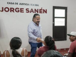 Jorge Sanén impulsa la educación básica del Pueblo de Cancún desde la Casa de la Justicia Social