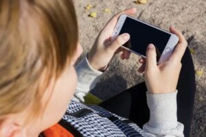 SSPC emite sugerencias para el uso responsable dispositivos móviles en menores de edad