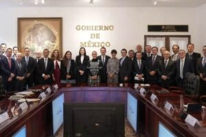 La Presidenta Claudia Sheinbaum conversa con la gobernadora del Banco de México sobre ‘perspectivas económicas’ 