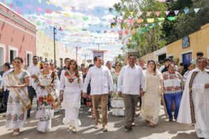 El Gobernador Joaquín Díaz Mena impulsa tradiciones en Valladolid 