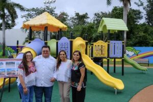 Después de 10 años, devuelven Mara Lezama y José Luis Chacón a las familias de Cozumel el Parque La Selva como espacio público incluyente