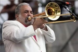 Muere Willie Colón, cantante pionero de la salsa