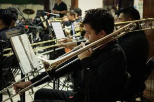 Mensaje de paz y comunidad a través de la música