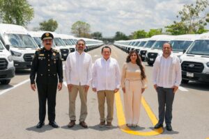 Gobierno de Yucatán impulsa acceso a la salud con nuevas unidades de traslado 
