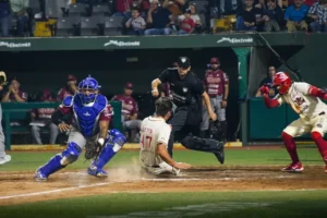 Olmecas pierde la serie al caer tendido en extra innings ante El Águila