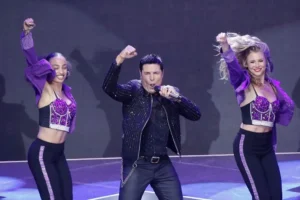 Chayanne baila al ritmo de México en el Auditorio Nacional