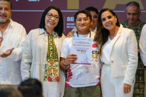 Quintana Roo gradúa primera generación de “Reconecta con la Paz” para prevenir reincidencia delictiva
