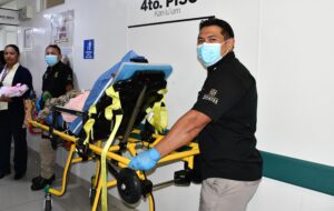 Inicia traslado de pacientes al nuevo Hospital General “Dr. Agustín O’Horán”