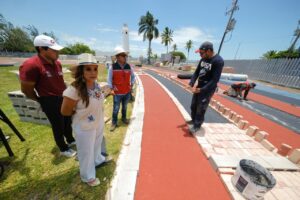 Supervisa Mara Lezama avances en la colocación de la superficie sintética en la primera pista de atletismo certificada de la Península en Chetumal