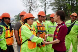 Presidenta Claudia Sheinbaum Pardo supervisa ampliación de carretera Macuspana-Escárcega