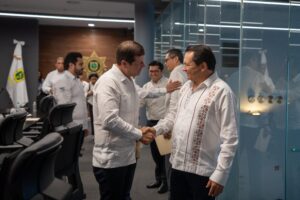 Gobernador Joaquín Díaz Mena garantiza servicios del nuevo Hospital O’Horán pese a inclemencias del tiempo