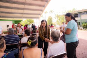 DIF Yucatán acerca apoyo alimentario y económico a familias que más lo necesitan