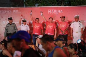 El Gobernador Joaquín Díaz Mena encabeza salida y premiación del Maratón de la Marina
