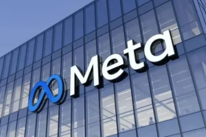 Demandan a Meta por usar IA de forma discriminatoria en despidos de 8 mil empleados