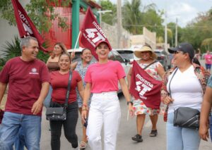 Ana Paty Peralta comparte los logros de la Cuarta Transformación en la Zona Continental de Isla Mujeres