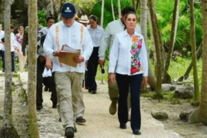 ‘No cumplas con la norma’: Claudia Sheinbaum llama la atención al titular de Conanp por conflicto en Tulum 
