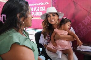 Atiende Mara Lezama en audiencia pública “La Voz del Pueblo” en Tulum más de 740 solicitudes y acerca soluciones directas a la ciudadanía