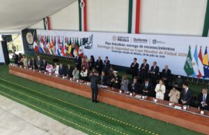 Presidenta Sheinbaum entrega reconocimientos por estrategia de seguridad en Copa Mundial de Fútbol 2026