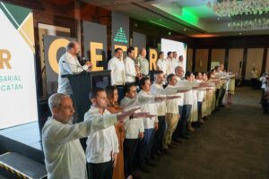 Gobierno del Estado y sector empresarial refrendan alianza para fortalecer el turismo en Yucatán