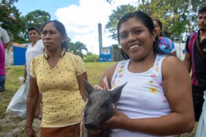 DIF Yucatán promueve seguridad alimentaria en comisarías de Yaxcabá