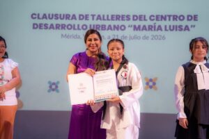 DIF Yucatán reconoce talento y aprendizaje de participantes en talleres comunitarios (+Vídeo)