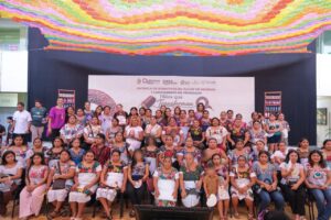 Presenta Mara Lezama el programa “Hilos que Transforman”, en beneficio de más de 10 mil mujeres bordadoras (+Vídeo)