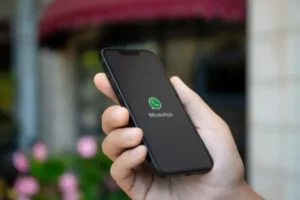 WhatsApp registra falla parcial; usuarios reportan problemas para enviar mensajes