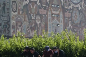 UNAM descarta cambiar sedes para repetir examen pese a quejas de aspirantes
