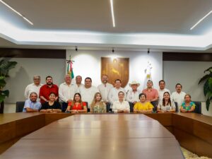 El Gobernador Joaquín Díaz Mena dialoga con todas las fuerzas del Congreso antes de presentar el Plan Bienestar Metropolitano 