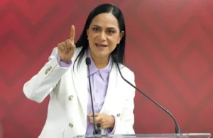 Turnan a Comisión de Morena militancia de señalado por mafia rumana