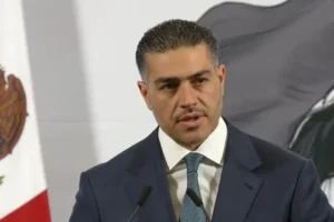 Revelan nuevo encuentro entre Omar Garcia Harfuch y director de la DEA, Terry Cole