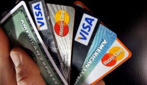 ¿Estás endeudado con tu tarjeta de crédito? Esto debes saber