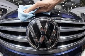 Volkswagen recortará 50 mil empleos ¿Y en México?