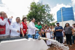 Cumple Renacimiento Maya con obras de agua potable y saneamiento en Tekax (Vídeo)