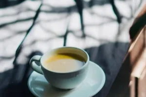 ¿Café sin cafeína? Científicos descubren un posible beneficio inesperado para el cerebro